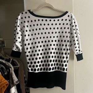 WHBM Polka Dot Top 🖤🤍